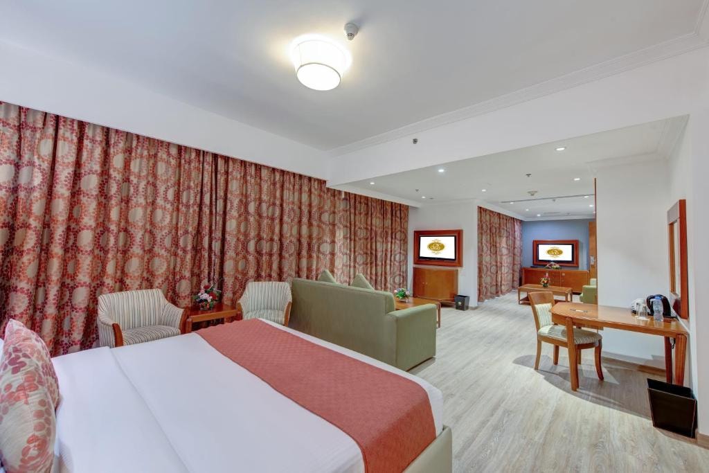 Junior Suite Near Dubai Mall Of Emirates Luxury Bookings