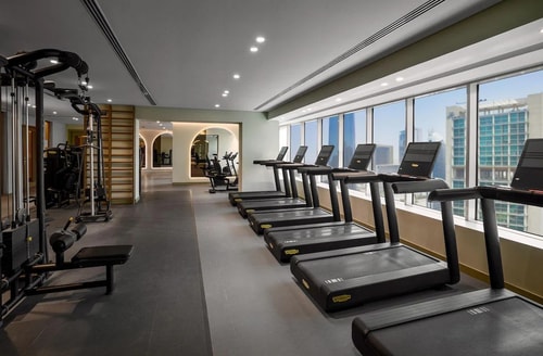 Deluxe Studio Near Doha Bank Dubai 17 Luxury Bookings