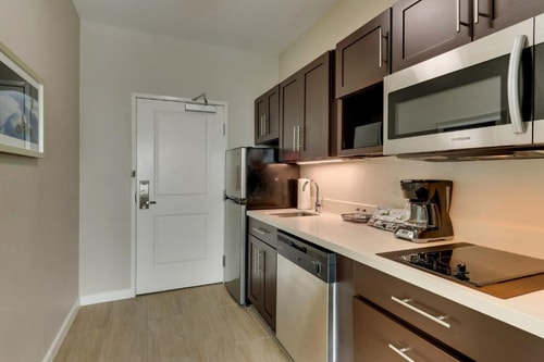 King Studio Near Songwood Park HOU 6 Luxury Bookings
