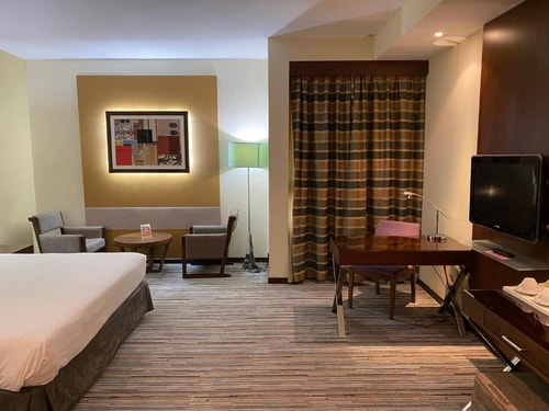 Classic Studio Near Al Nahyan Stadium Abu Dhabi 2 Luxury Bookings