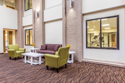 King Room Near ELCO Administrative Services DAL 11 Luxury Bookings