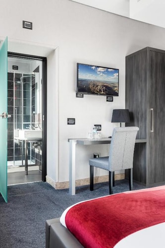Standard Double Room Near City Academy LON 4 Luxury Bookings