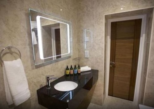 Classic Room Near Vietnamese Pastoral Centre LON 6 Luxury Bookings