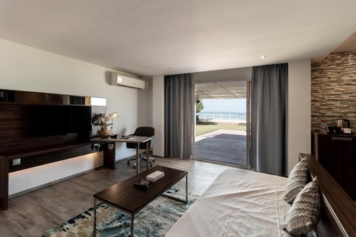 One Bedroom Villa Near Dreamland Aqua Park 2 Luxury Bookings
