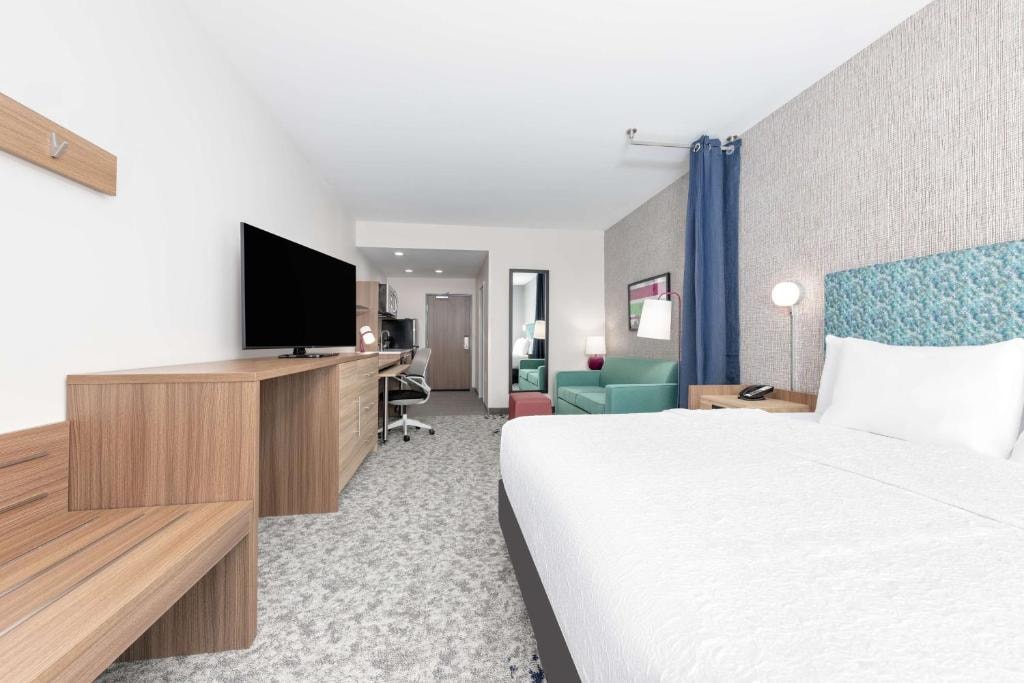 Studio Suite Near United Cold Storage Dallas DAL Luxury Bookings