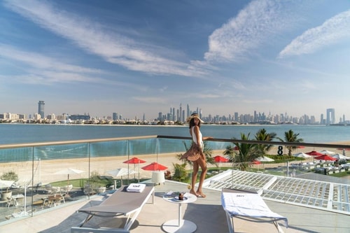 1 Bedroom Suite With Balcony in Palm Jumeirah 27 Luxury Bookings