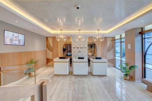 Deluxe Studio Apartment Next to Marina Mall 10 Luxury Bookings