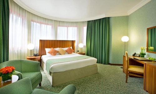 Deluxe Family Suite Near National Cinema Luxury Bookings