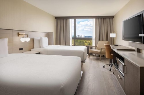 Deluxe King Or Twin Room Near Bargain Planet ORL 1 Luxury Bookings