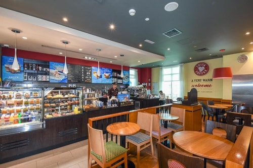 Double Room Near Garhoud Park 3 By Luxury Booking 6 Luxury Bookings