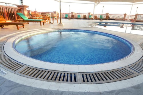 Deluxe Suite Near American School 10 Luxury Bookings