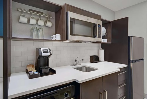 King Studio Suite Near Brays Bayou Park HOU 2 Luxury Bookings