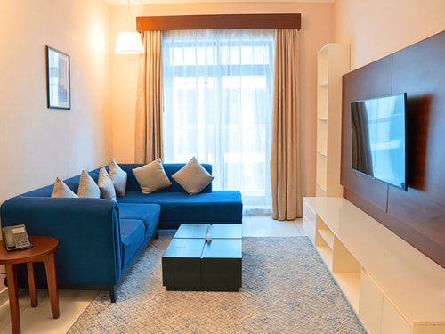 New Executive one Bedroom Suite Near Mashreq Metro 3 Luxury Bookings