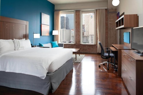 King Studio Suite Near City Hall Plaza Park DAL Luxury Bookings