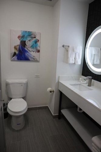 King Room Near BE Staffing Solutions HOU 2 Luxury Bookings