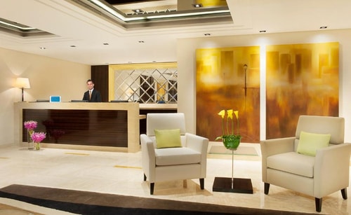 Three Bedroom Suite Near Bay Square Dubai 8 Luxury Bookings