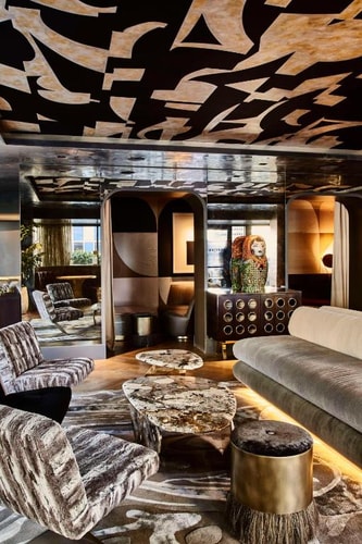 King Room Near Renaissance Tower DAL 12 Luxury Bookings