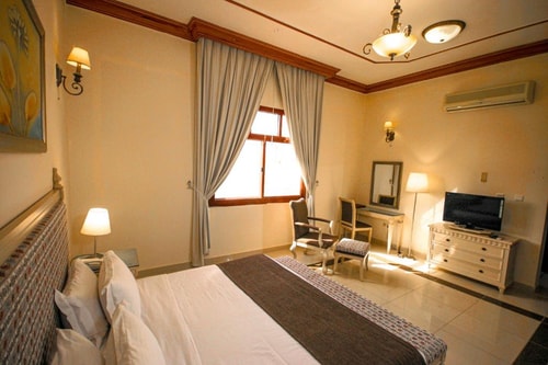 One Bedroom Villa Near Bin Ham Stable Al Ain 1 Luxury Bookings