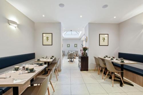 Double Or Twin Room Near Garden Halls LON 15 Luxury Bookings