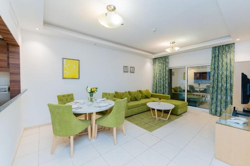 One Bedroom Apartment Near Mall of Emirates Ab 4 Luxury Bookings