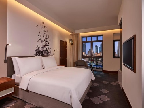 Deluxe King Or Twin Room City View Near Souk Bahar 1 Luxury Bookings