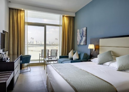 Double Room Near Deira Island Beach 2 Luxury Bookings