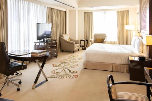Deluxe Suite Near World Trade Center Dubai 2 Luxury Bookings