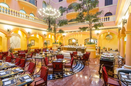 Deluxe King Or Twin Room Near Al Muteena Park 7 Luxury Bookings