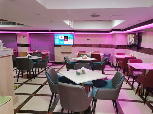 Standard King Or Twin Room Near Deira Clocktower 12 Luxury Bookings