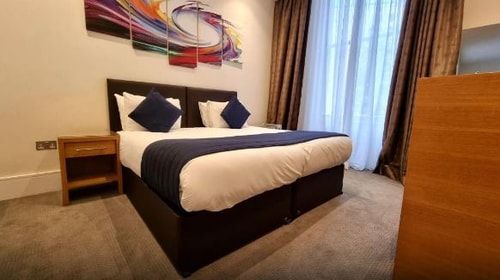 Deluxe Double Room Near Morita Estates LON 4 Luxury Bookings