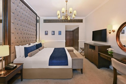 Deluxe Room Near Nakheel Mall Palm Jumeirah 1 Luxury Bookings