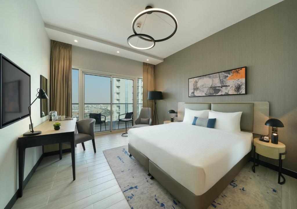 King Or Twin Guest Room Near Water Town Damac Hill Luxury Bookings