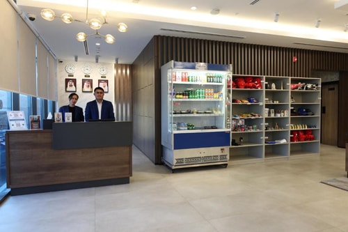 Standard King Or Twin Room Near Real Mini Mart 7 Luxury Bookings