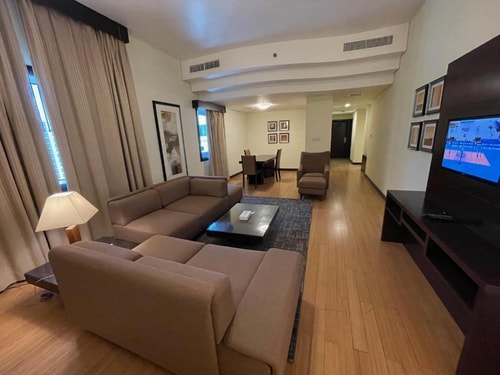 Two Bedroom Apartment Near Dubai Civil Defence 4 Luxury Bookings