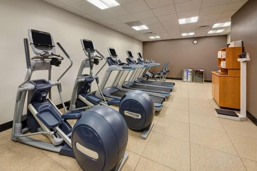 King Room Near Post Oak Ambassador Way HOU 13 Luxury Bookings
