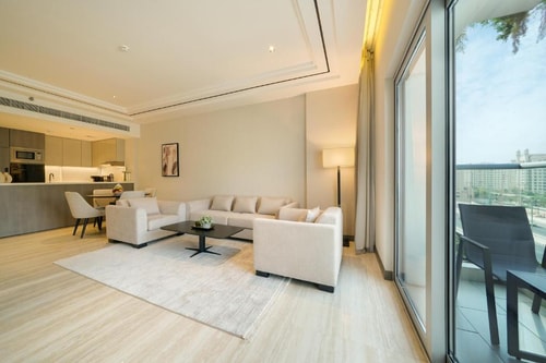 Two Bedroom Suite City View At The Palm Jumeirah 3 Luxury Bookings