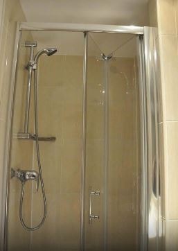 Double Or Twin Room Near Telefonzelle LON 4 Luxury Bookings