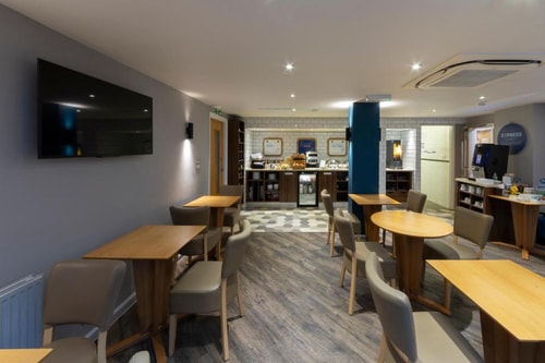 Standard Room Near Longleat House LON 9 Luxury Bookings