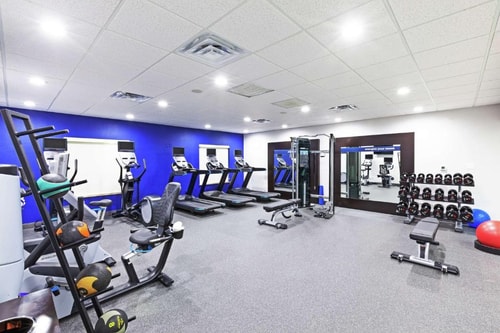 King Room Near IAH Airport Area HOU 12 Luxury Bookings