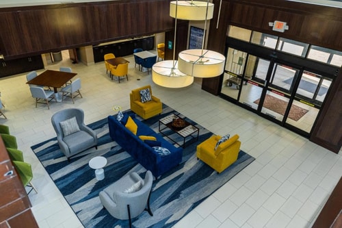 King Suite Near Maddies Baseball Field HOU 9 Luxury Bookings