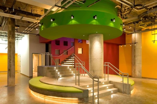 Guest King Room Near Pioneer Plaza DAL 10 Luxury Bookings