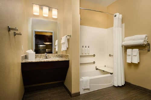 King Studio Near Quillian Memorial Center HOU 4 Luxury Bookings