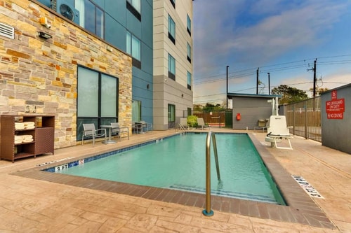 King Studio Near Songwood Park HOU 11 Luxury Bookings