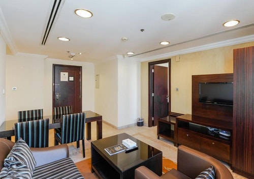 Two Bedroom Apartment Near Al Salam Masjid 8 Luxury Bookings