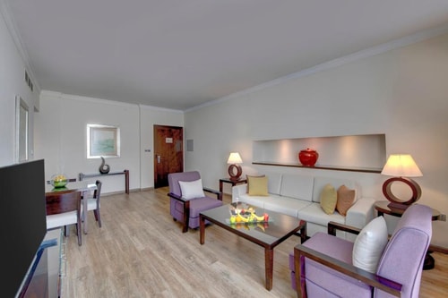 Premium Suite Near Atana Hotel Barsha Height Tecom 4 Luxury Bookings