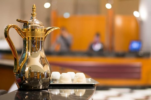 Deluxe King Room Near Port Saeed Plaza Dubai 7 Luxury Bookings