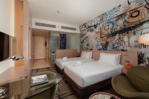 Standard King Or Twin Room Near AmericanUniversity 2 Luxury Bookings