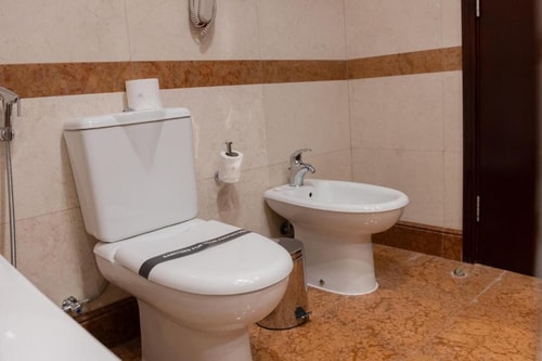 Studio Apartment near to Dubai Internet City Metro 9 Luxury Bookings