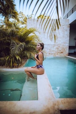 Elegant 4BR Villa: Pool, Jacuzzi & Concierge