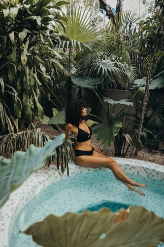 Serene 5BDR Villa: Pool, Jacuzzi & Concierge